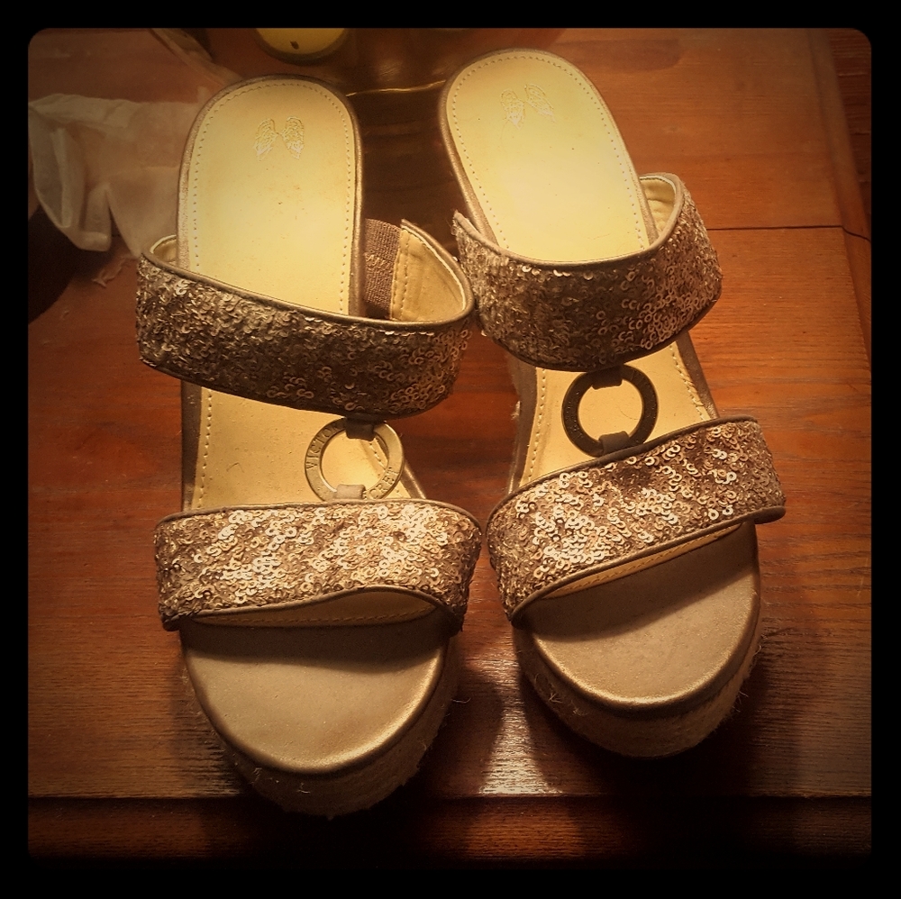 New, never worn platform sandals sandals